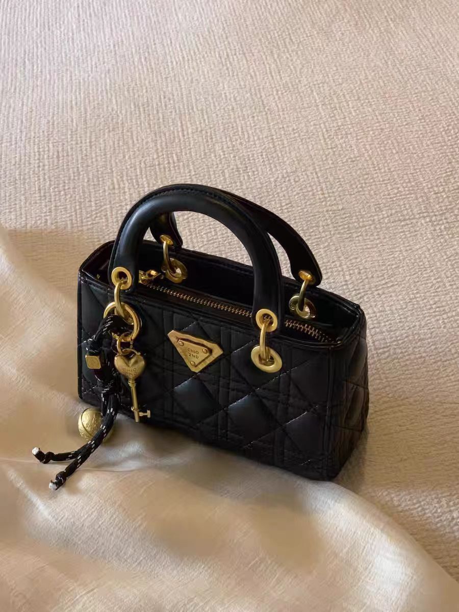 Free Shipping Designer Bag Floral Box Tote Bag Light Luxury Niche High-end Handbag Women's Shoulder Crossbody Bag