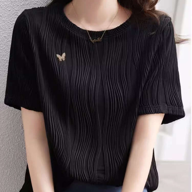 Textured Striped Short Sleeve T-Shirt For Women Summer Fashion Design Round Neck Elegant Top B5