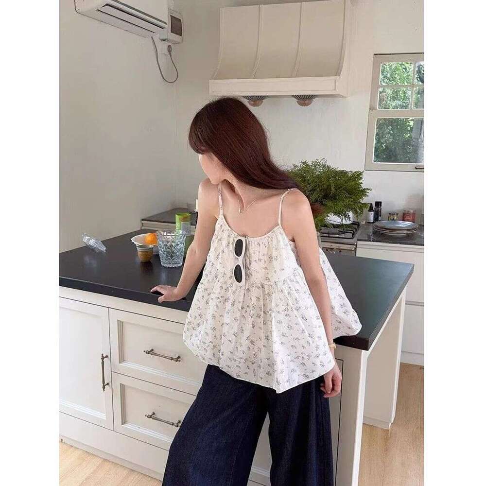 Sweet Style Age-Reducing Vest Floral Top Summer Unique Loose Sleeveless Inner Wear Camisole For Women B5