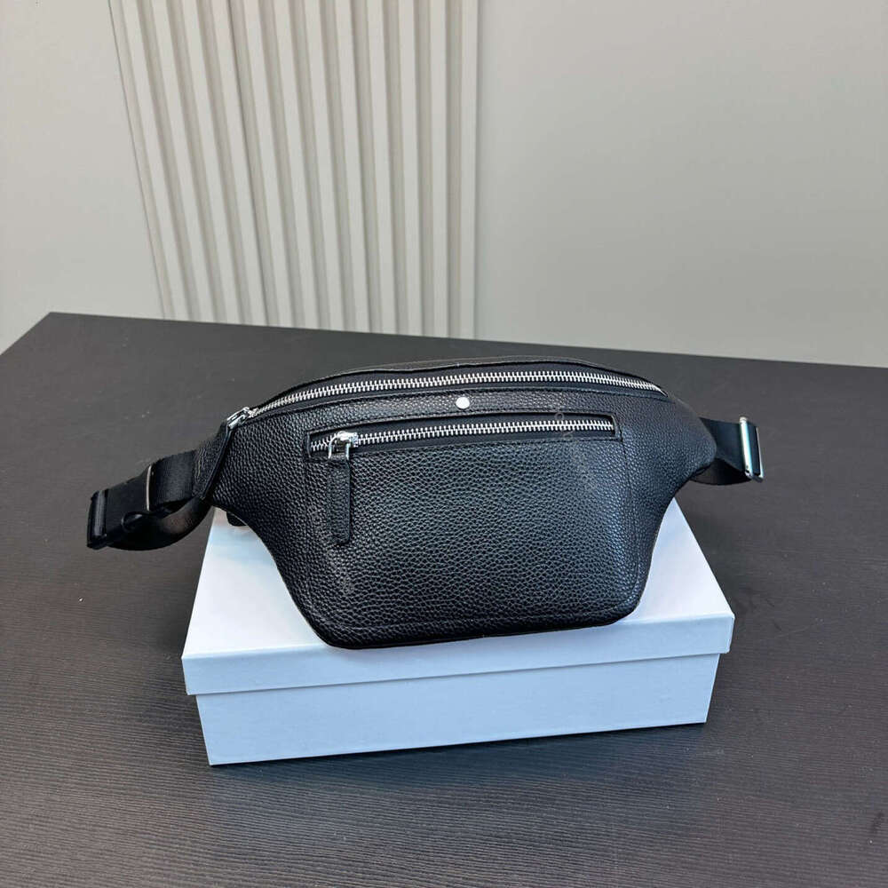Designer man Waist Bag Fashion Women Crossbody Chest Bags Leather Bumbag Classic Fanny Pack luxury Pouch Unisex Pillow Wallets postman bag travel bag
