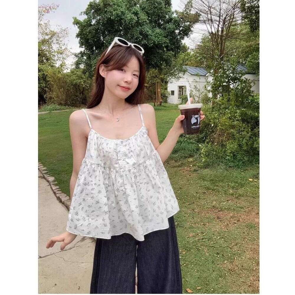 Sweet Style Age-Reducing Vest Floral Top Summer Unique Loose Sleeveless Inner Wear Camisole For Women B5