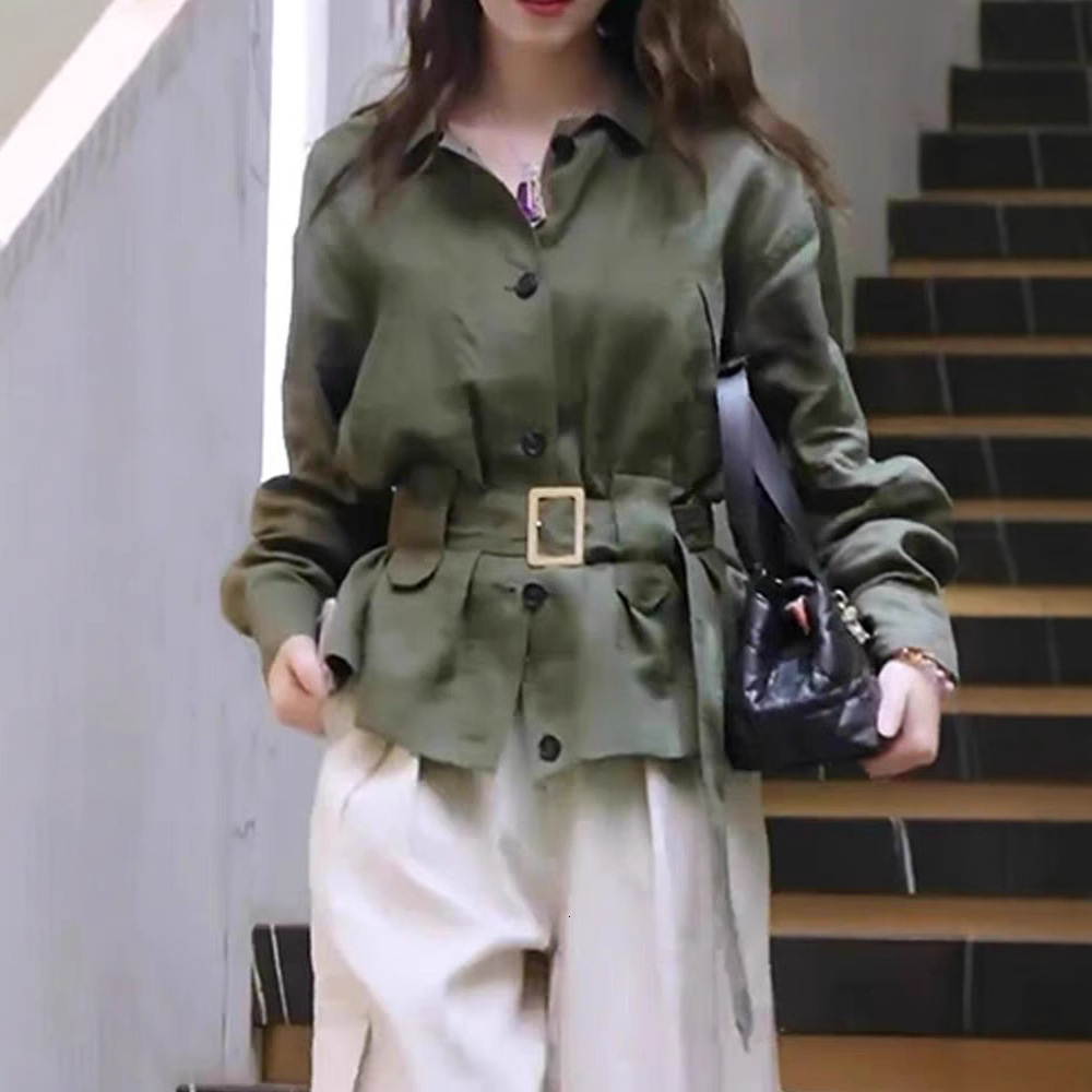 Super Stylish Unique Beautiful Light High-End Youthful Trendy Army Green Casual Top for Women Early Spring 201029