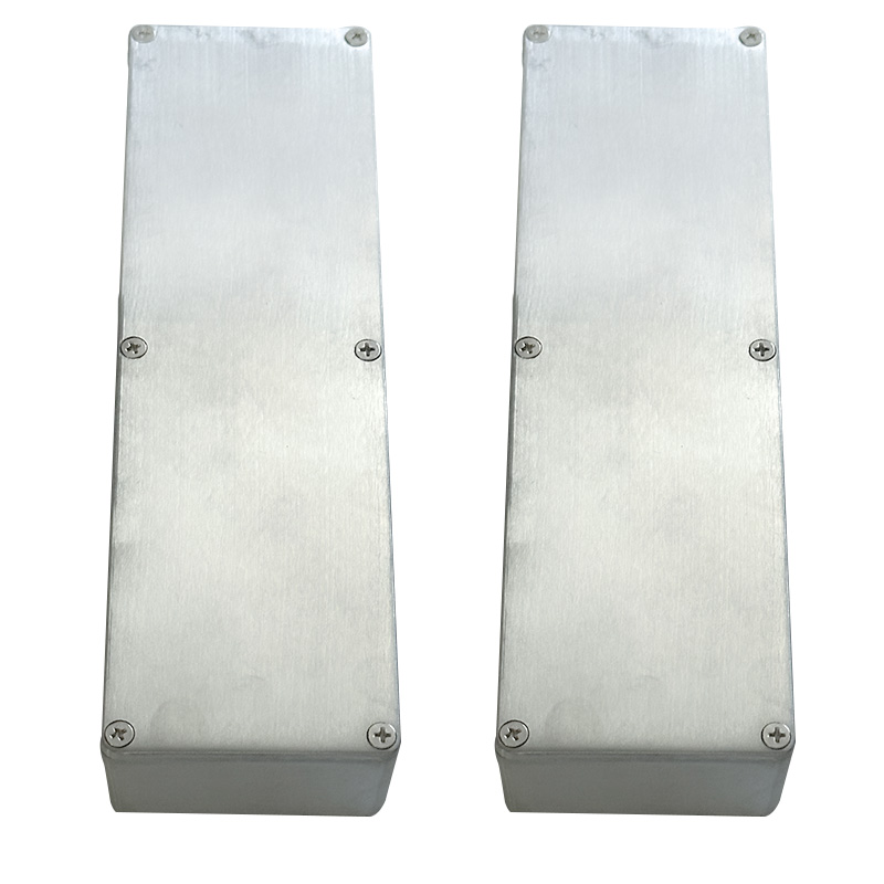 1590gb effect device durable cast aluminum providing escort for music scenes