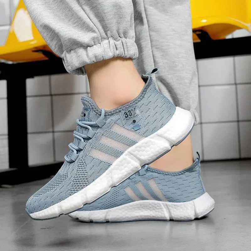 Men Running Shoes Breathable Mesh Sports Shoes Women Sneakers Lightweight Casual Tennis Shoes Male Tenis Masculino Z250709