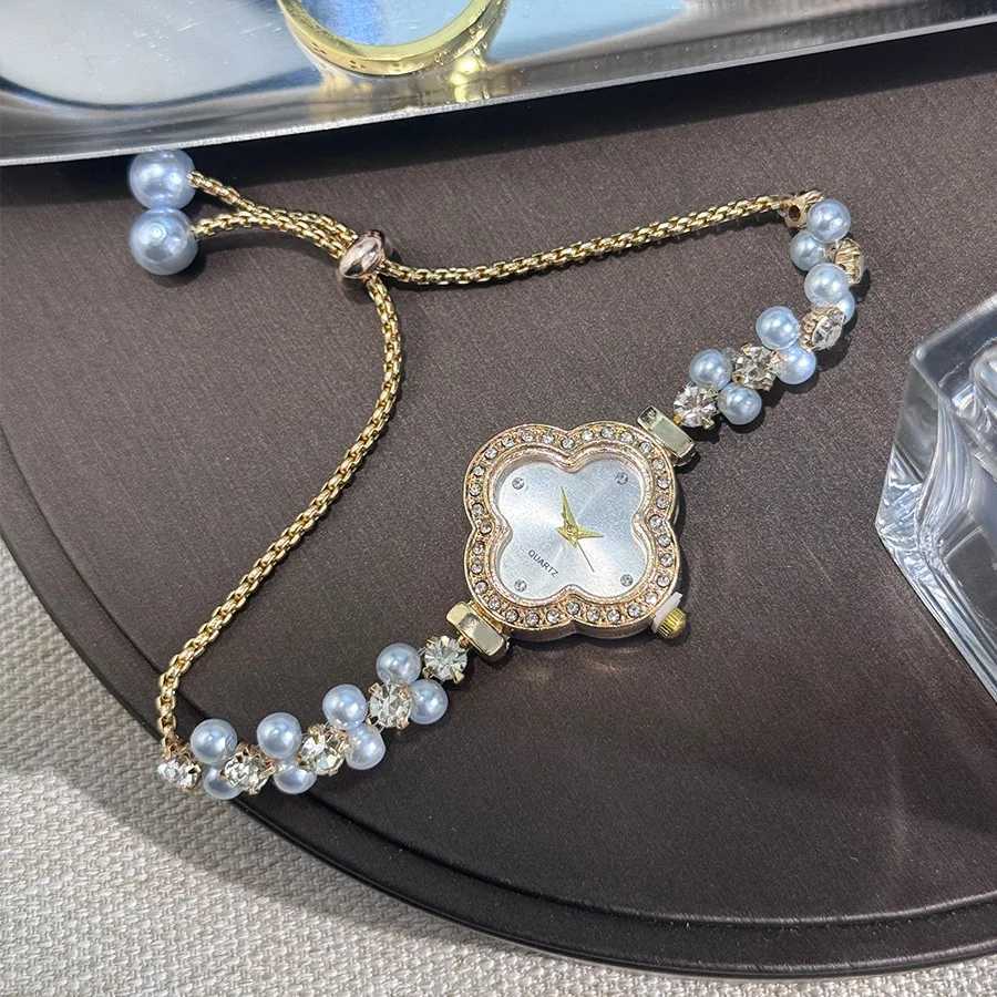 Diamond Set Color Light Luxury Drawstring Watch Exquisite Small Pearl C r Drawstring Style Quartz Womens Watch Z250708