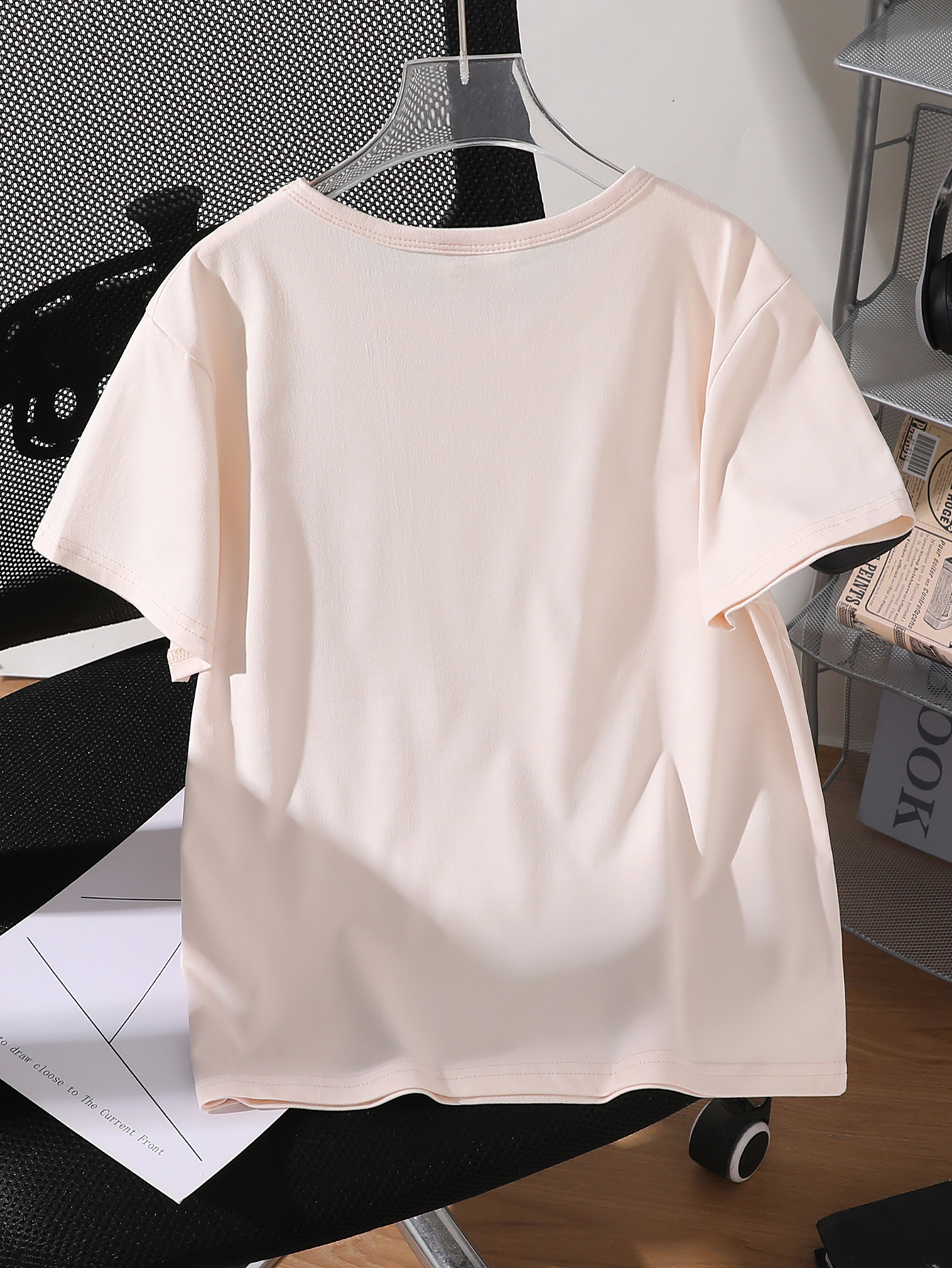 Solid color short sleeve T-shirt Mens Short Sleeve Cotton Top - Lightweight & Comfortable Everyday Shirt
