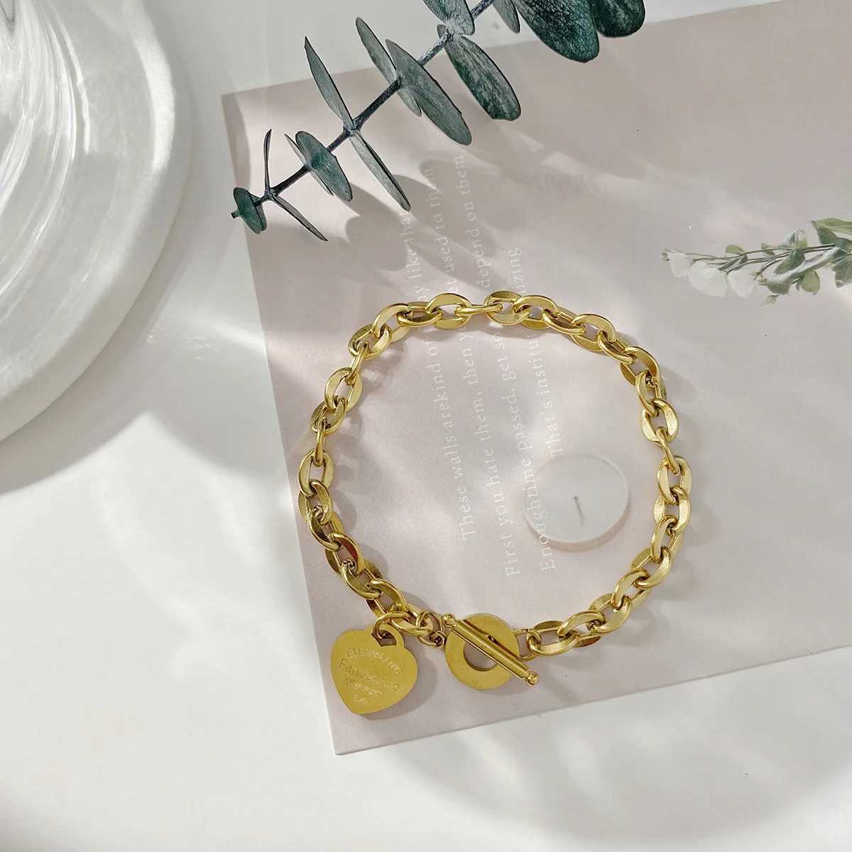 Hot Selling Titanium Steel Heart Link Bracelet For Women Gold Color Office Hand Jewelry Gifts Wholesale W250709