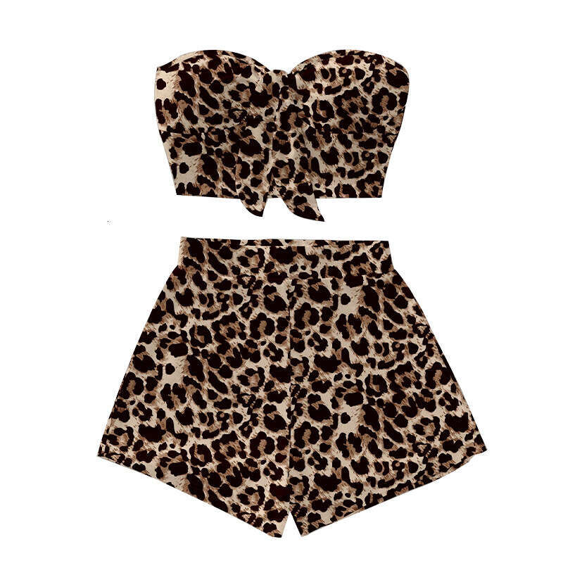 Summer Vacation Style Leopard Print Strapless Short Set Hot Girl Two-Piece Outfit For Women B5
