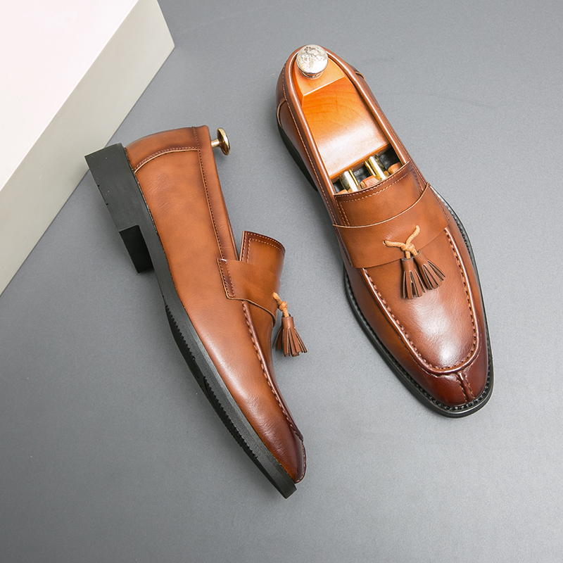 1894 Spring and Summer British Pointed Leather Shoes for Men, British Trendy One Step Business Dress Shoes, Retro Pointed Male Hairstylist, Thick Bott