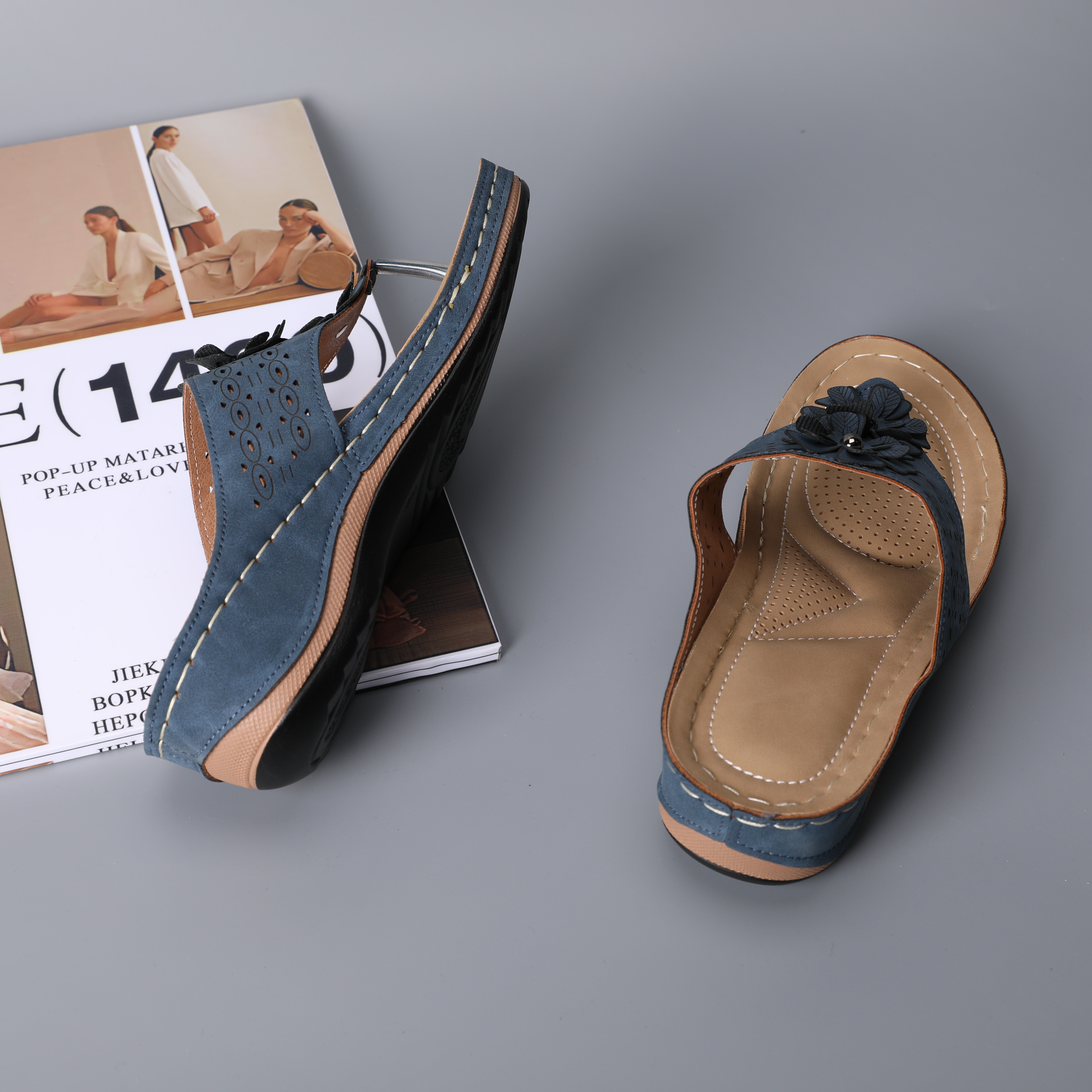 D01- Women's Wedge Sandals: Summer women's waterproof thick bottom flip flops, comfortable casual wear, women's wedding wedge sandals