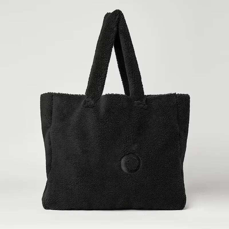 Designer bag 2025 Trustworthy Sherpa Yoga Cute Handbag Plush Shoulder Comfortable Large Capacity Makeup Storage Bag Autumn and Winter