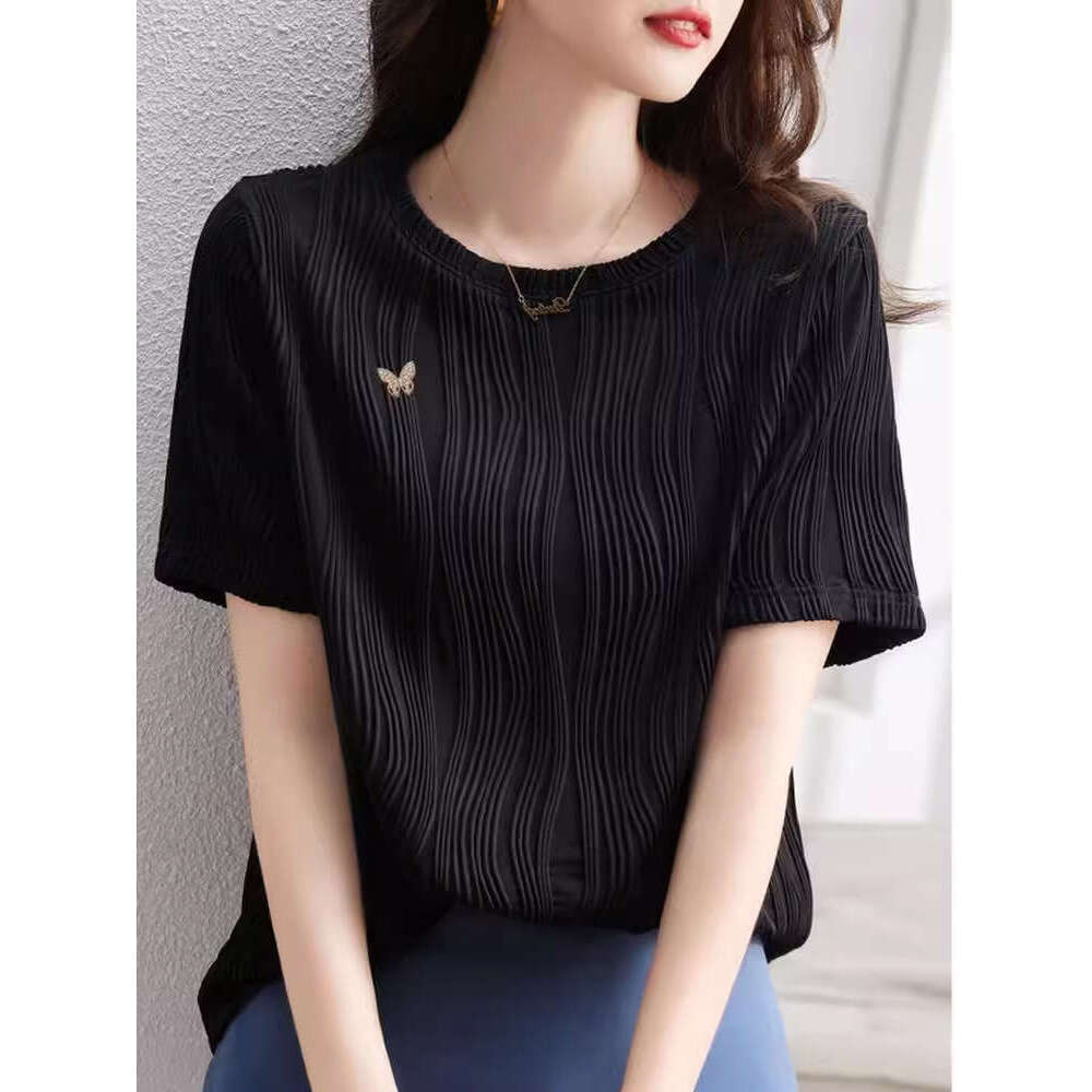 Textured Striped Short Sleeve T-Shirt For Women Summer Fashion Design Round Neck Elegant Top B5
