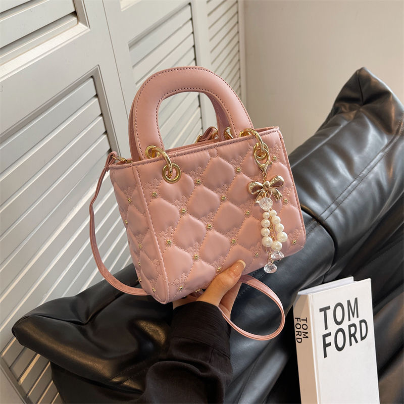 2025 New Designer Bag Free Shipping Women's Fashion Commuting Diamond Lattice Lady Bag Shoulder Bag Crossbody bag