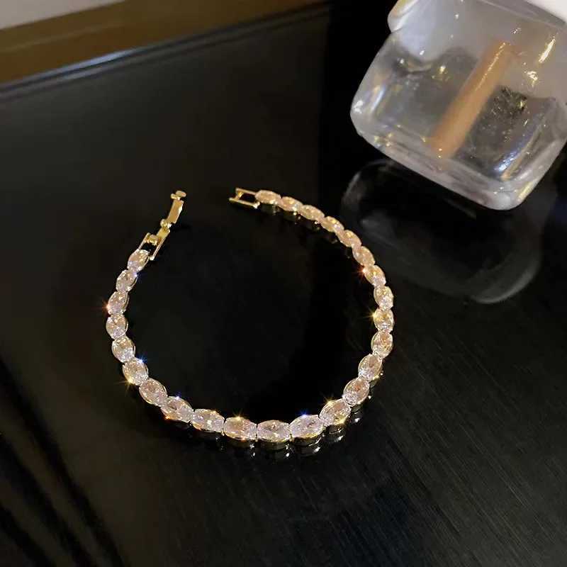 Charm Gold Color Stainless Steel Zircon Cuban Chain Bracelet Fashion White Square Crystal Bracelet for Women Jewelry Accessories W250709