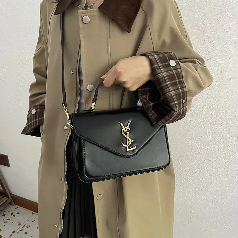 Designer Bag Luxury Bag Crossbody Bag Shoulder Bag Purse 2025 New Fashion Hundred Banquet Bag High Quality Leather Tramp Bag Multicolor Buckle Crescen