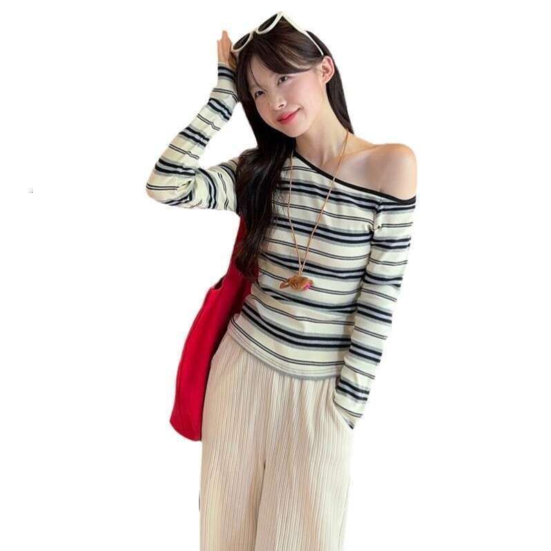 Color Block Striped Long Sleeve T-Shirt For Women Autumn New Stylish Versatile Asymmetric Shoulder Slim Fit Student Top Trendy B5