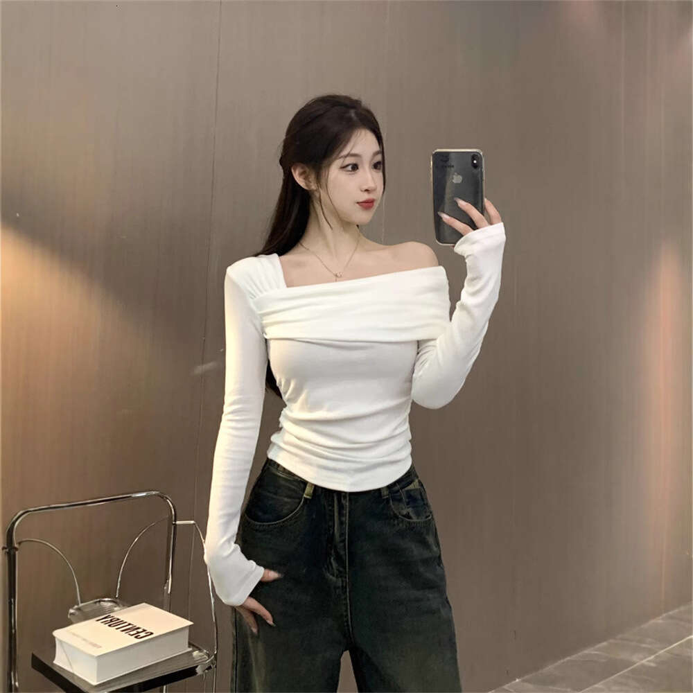 Pure Desire Sexy Hot Girl Long Sleeve Base Shirt Top For Women Autumn Winter Slim Velvet Asymmetrical Neck Off-Shoulder T-Shirt Trendy B5