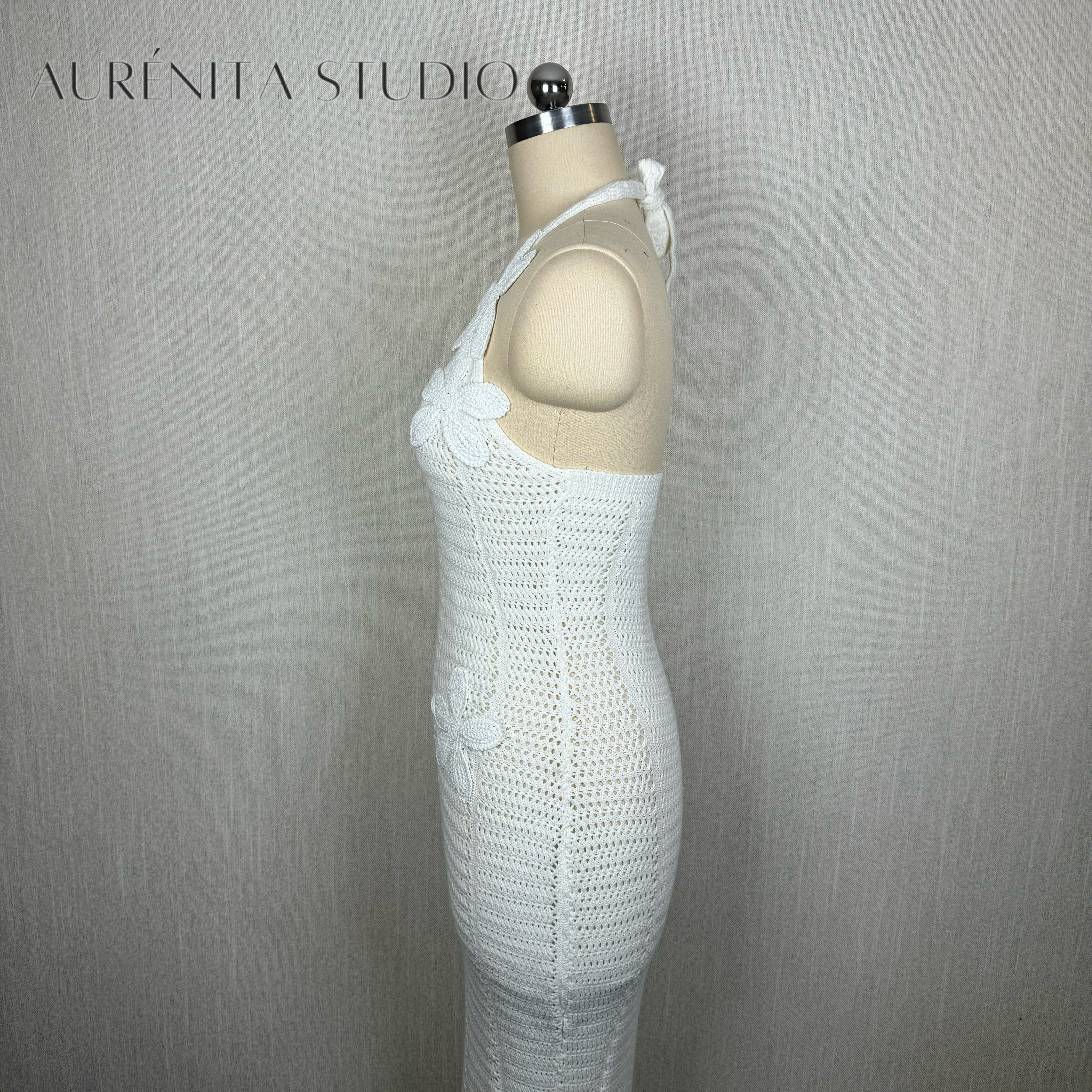Kendall Kardashian Women White Dress Knitted Floral Crochet Midi Dress 2025s Sleeveless Slim Beach Vacation Fashion Hollow Out Outfits For Woman