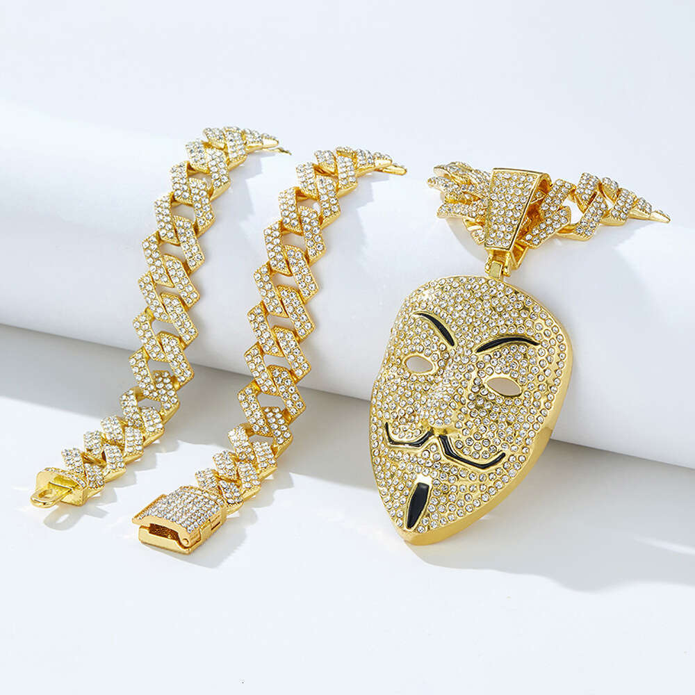 Halloween Hip-Hop Full Dia V for Vendetta Guy Fawkes Mask Alloy Pendant Men's Cuban Necklace