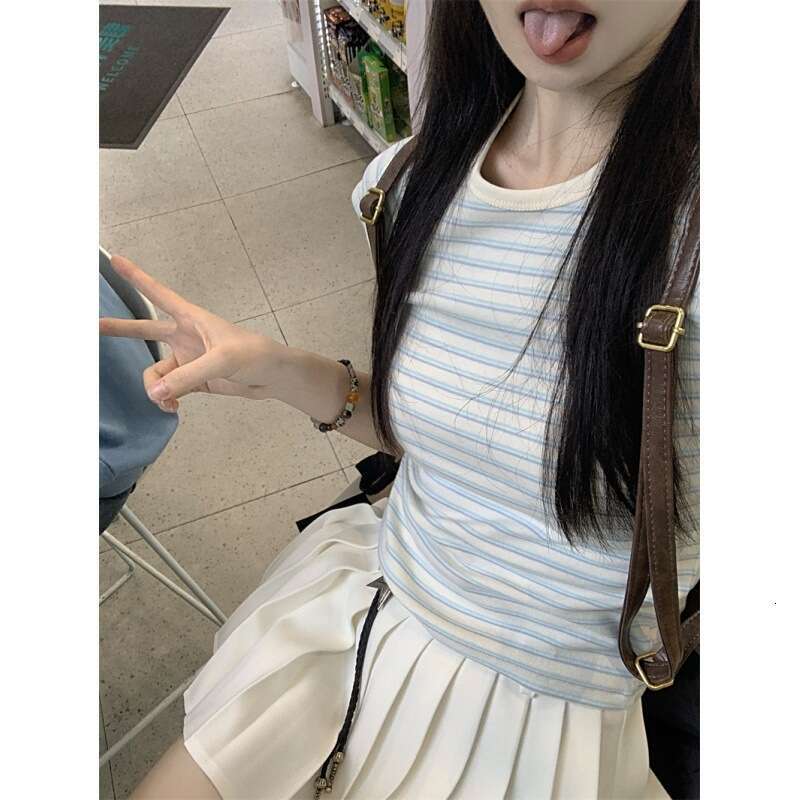 Sleeve Striped T-Shirt For Women Summer Hot Girl Slim Fit Base Shirt Versatile Student Short Top B5