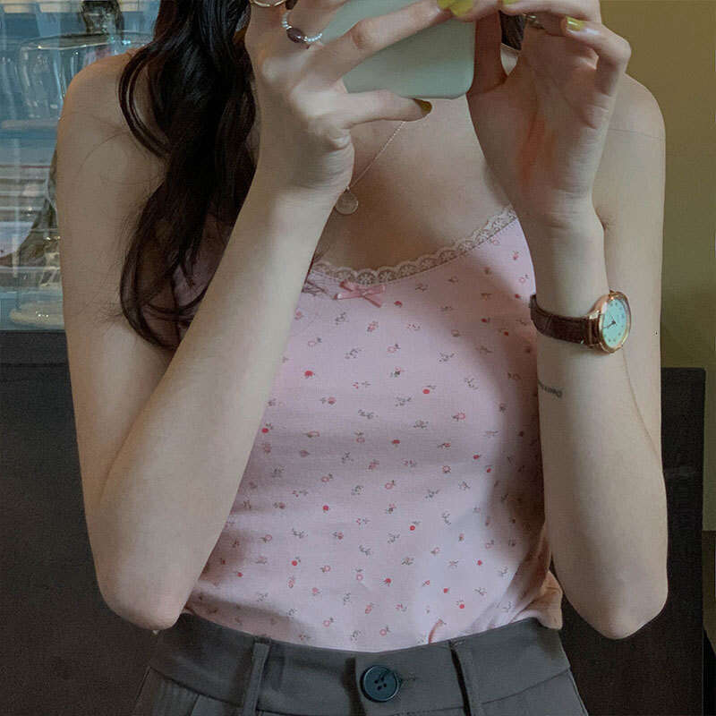 Trendy Backless Vest Layering, Short Floral Lace Camisole, Ins Super Hot Girl Student Top For Women B5