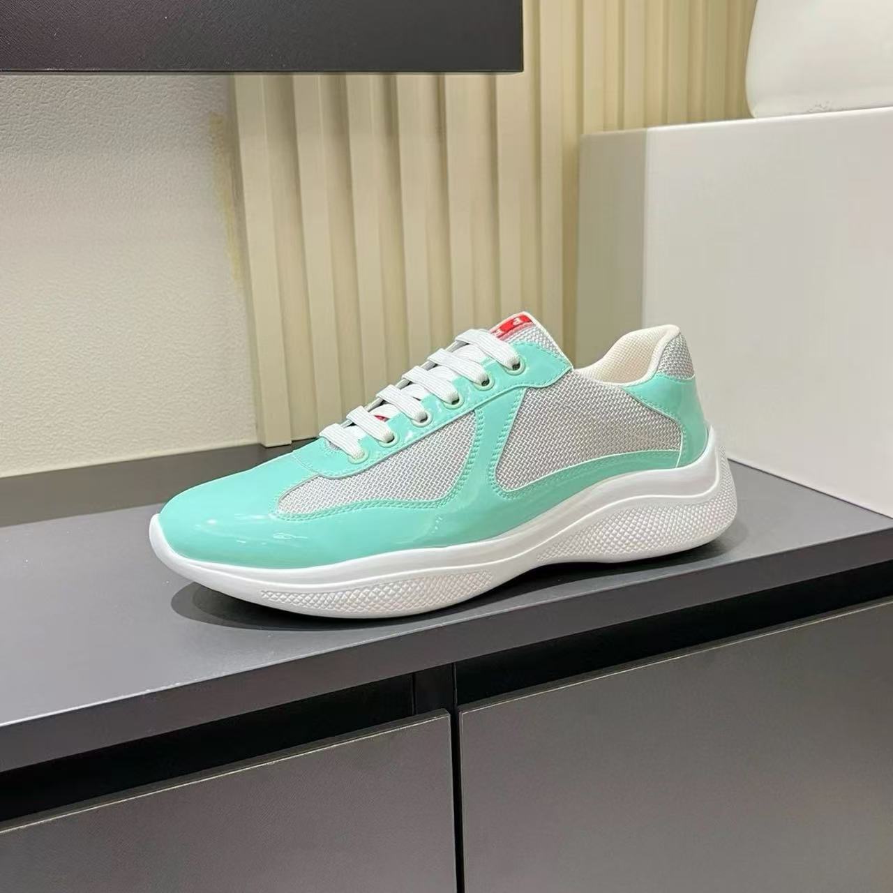 Designer Triangle Logo American Cup Outdoor Shoes for Men and Women Couple Training Sports Shoes Casual Shoes Outdoor Running Flat Shoes Multi Color In Stock4-14