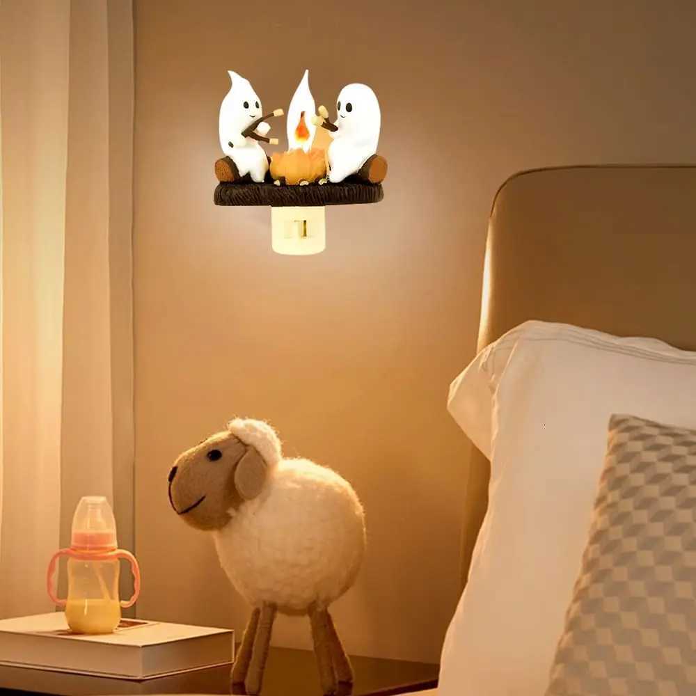 Ghost Campfire Flickering Halloween Night Light 3D LED Small Campfire Light For Indoor Halloween Decorations Z250710