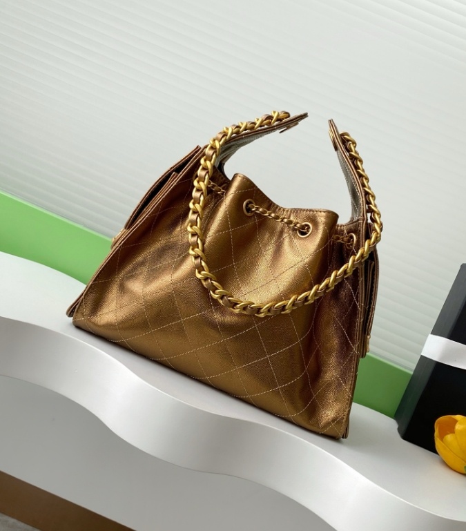 10A 25c designer bag tote bag Cowhide hip-hop bag armpit bag retro gold coin button drawstring bucket bag designer women cross body bags Ball patterned cowhide