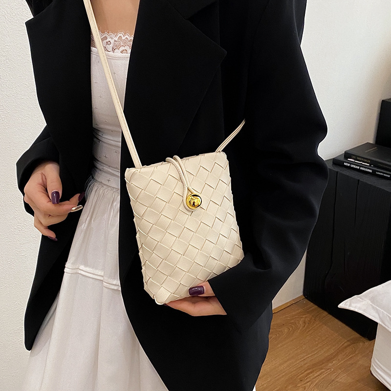Free shipping designer Carefully Selected French Style High-End Woven Women Bag Fashionable Vertical Phone Bag Vintage Coin Purse Textured Crossbody B