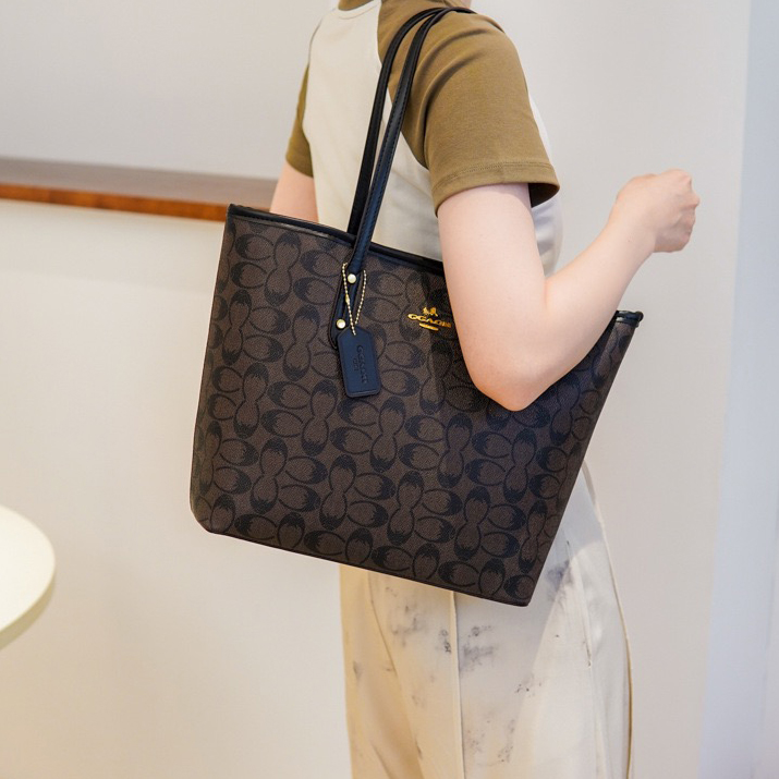 Designer Bag Shoulder Bag Deluxe Bag Crossbody Tote Tote Handbag Women's Fashion Designer Bag 2025 High Quality Underarm Bag Wallet Large Capacit