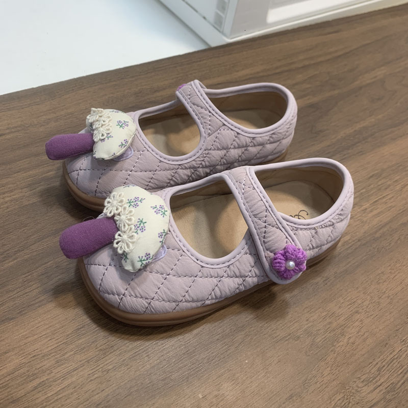 Autumn Girls Princess Shoes Cute Pendant Little Chanel Style Diamond Shaped Shallow Mouth Single Shoes Little Girls Shoes Trendy 250710