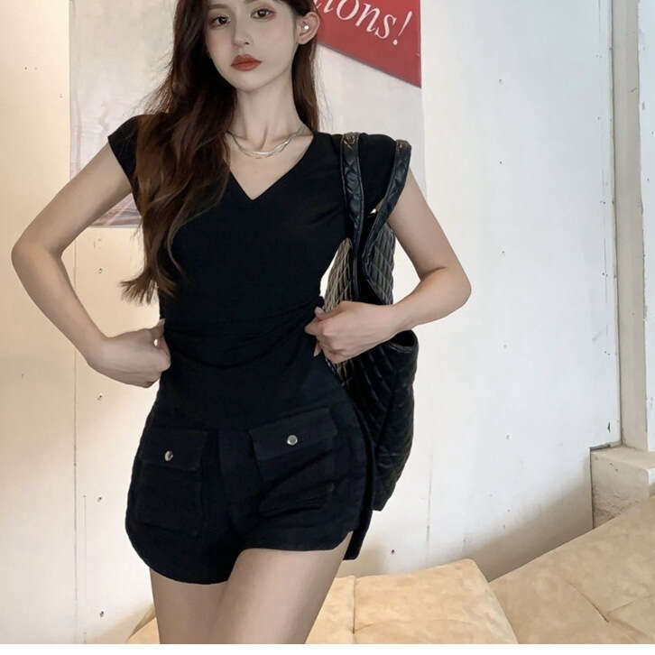 Pure Desire Style V-Neck Short Sleeve T-Shirt Women's Fashion Summer New Slim Fit Slimming Design Student Solid Color Top Trendy B5