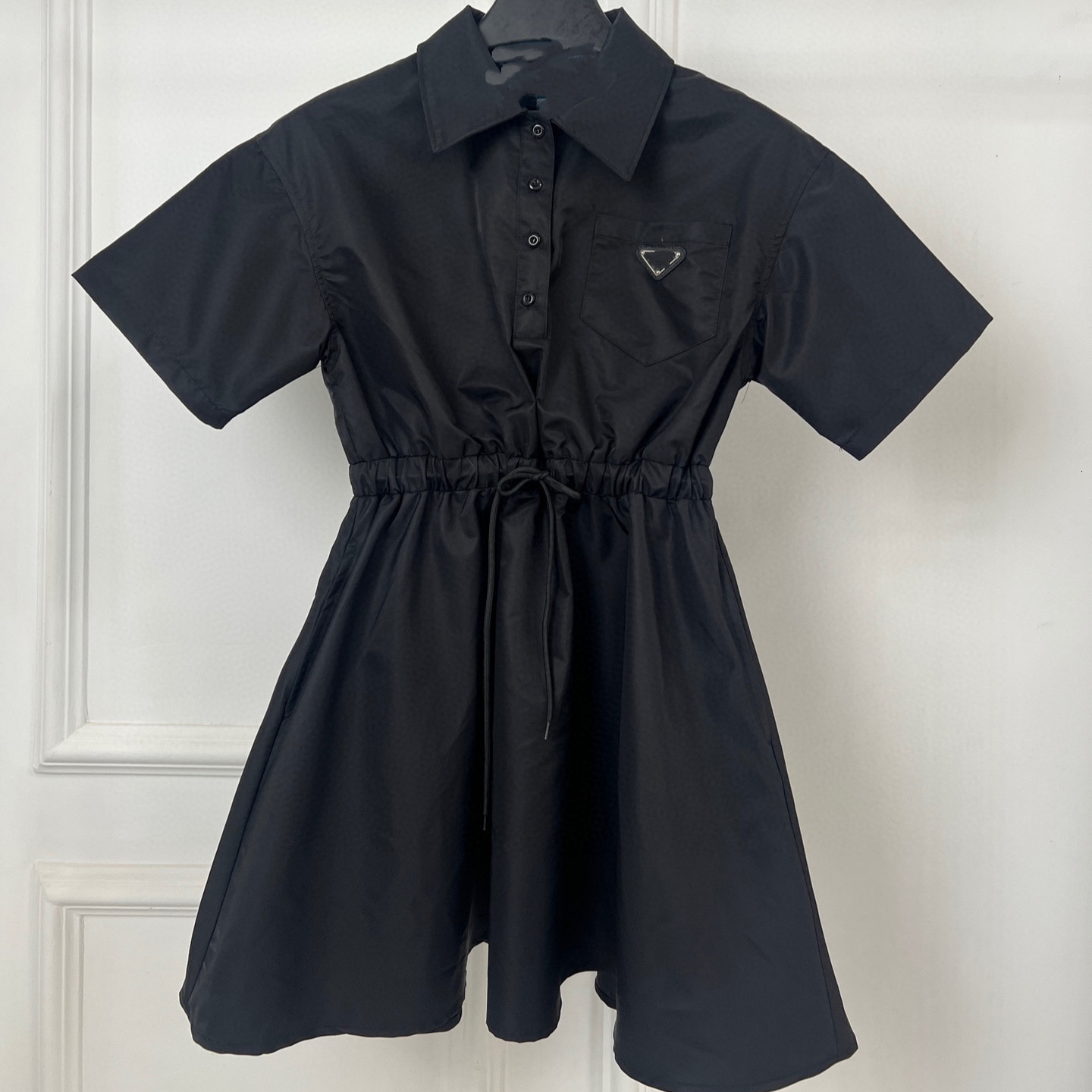 25 Summer New Nylon Turn-Down Collar Short Sleeve Chest Triangle Logo Dress Drawstring Waist Black Versatile Casual