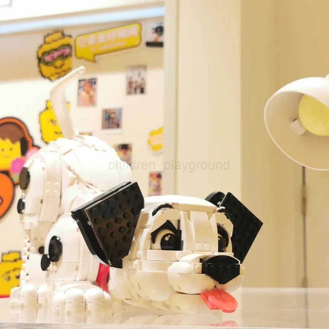 Disney 2025 NEW Cartoon 101 Puppy Model Building Block Brick Dog DIY Creative Assembly Educational Architecture Toys Gift 1722Pcs W250710