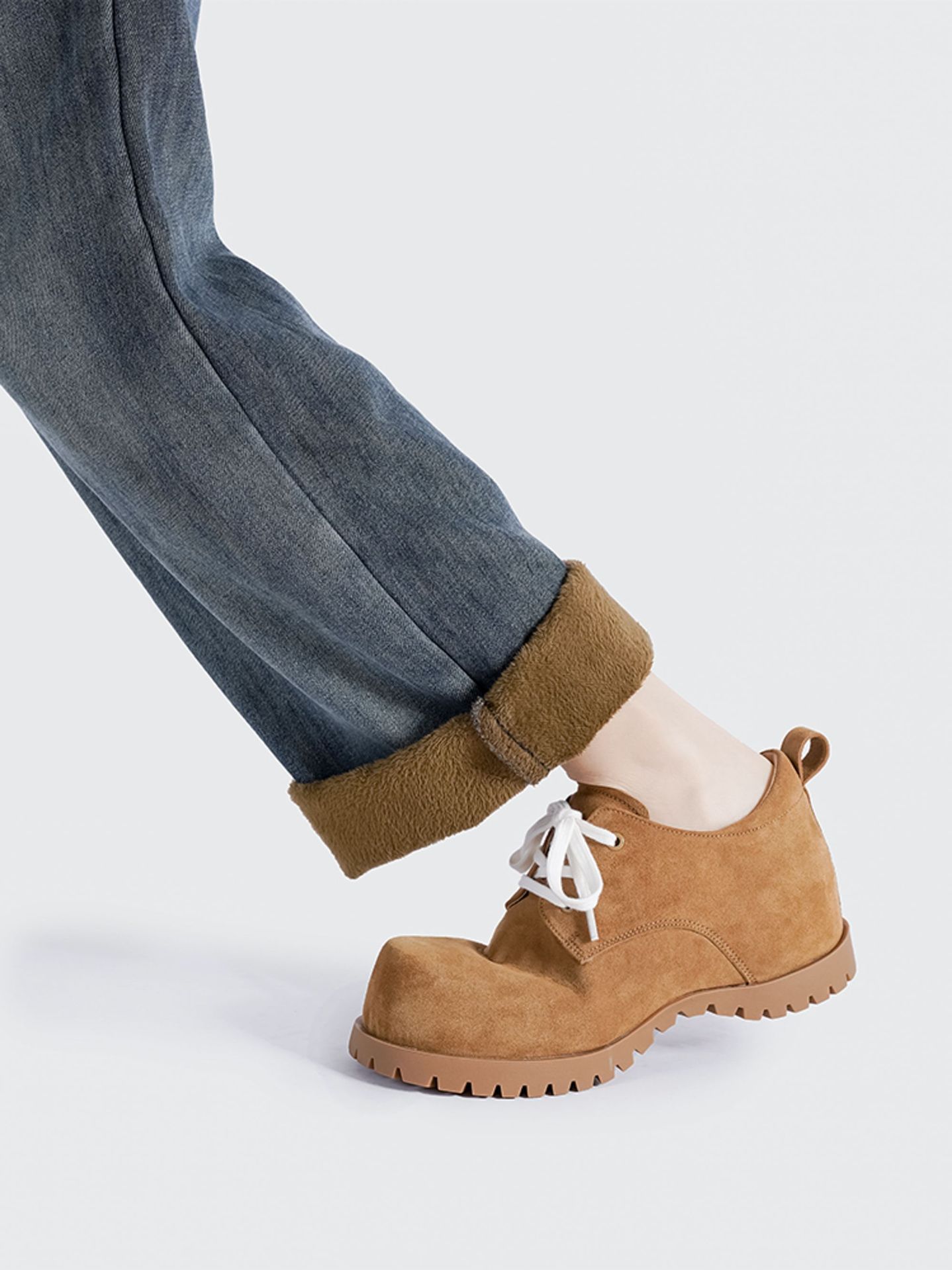 Stylish Fashion Women Leather Shoes Oversized Versatile Round Toe Leather Thick Sole Chunky Rock Gothic Shoes Leather Non-Slip Air Cushion Comfortable