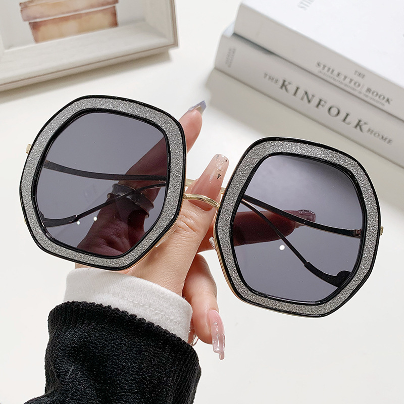 Designer Sunglasses For Women Men Fashion Big Frame Sunglasses Luxury Polarized Lens Goggle Pilot PC Frame Oversized UV400 Eyewear Luxury Style Sungla