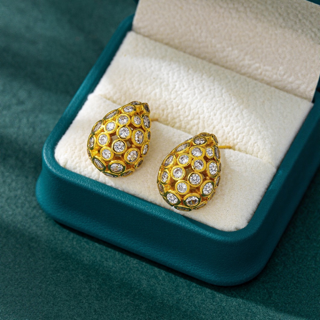 1 Pair of Exaggerated Zircon Water Drop Earrings Personality Inlaid Versatile Womens Earrings 250710