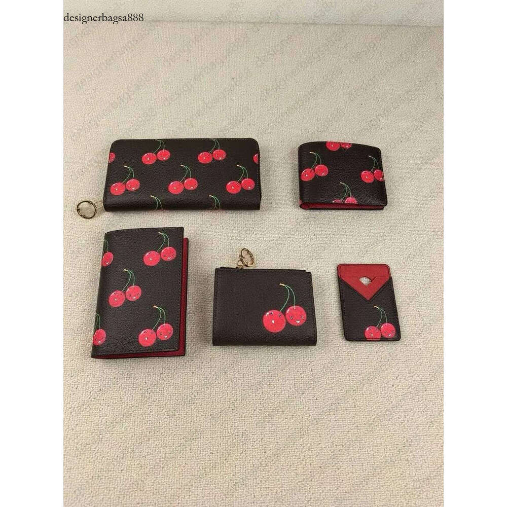 TOP Designer Wallet Zippy Pocket Cherry Long Wallets Mini Pouch Bags Keychain Passport Holder Lady Multiple Coin Card Bag Makeup Purses Storage Wallet