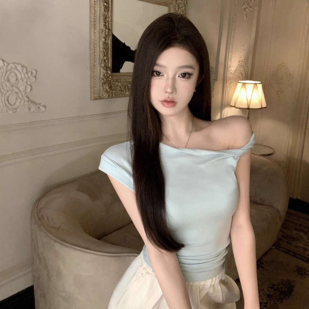 Spicy Girl Off-Shoulder Sleeve T-Shirt For Women Summer Pure Desire Style Sexy Irregular Design Ruched Short Top B5