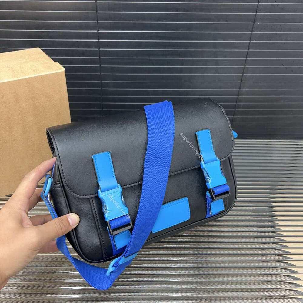 Designer Cross body Bag Men Bag Cowhide Messenger Bags Luxury Brand Shoulder Bag Unisex Women Mens Briefcase wallet phone bag shopping bag