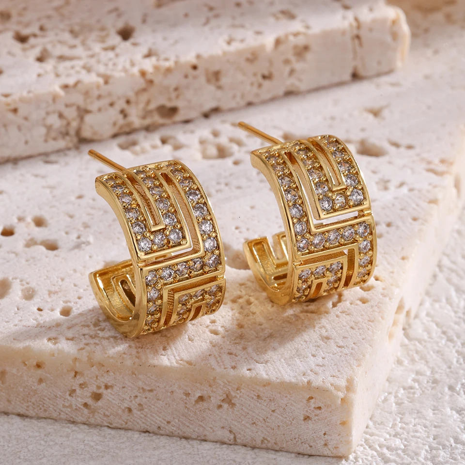 C Shaped Hollow Stud Earrings Fashion Brand Jewelry Crystal Geometric Earrings for Women Party Accessories 250710
