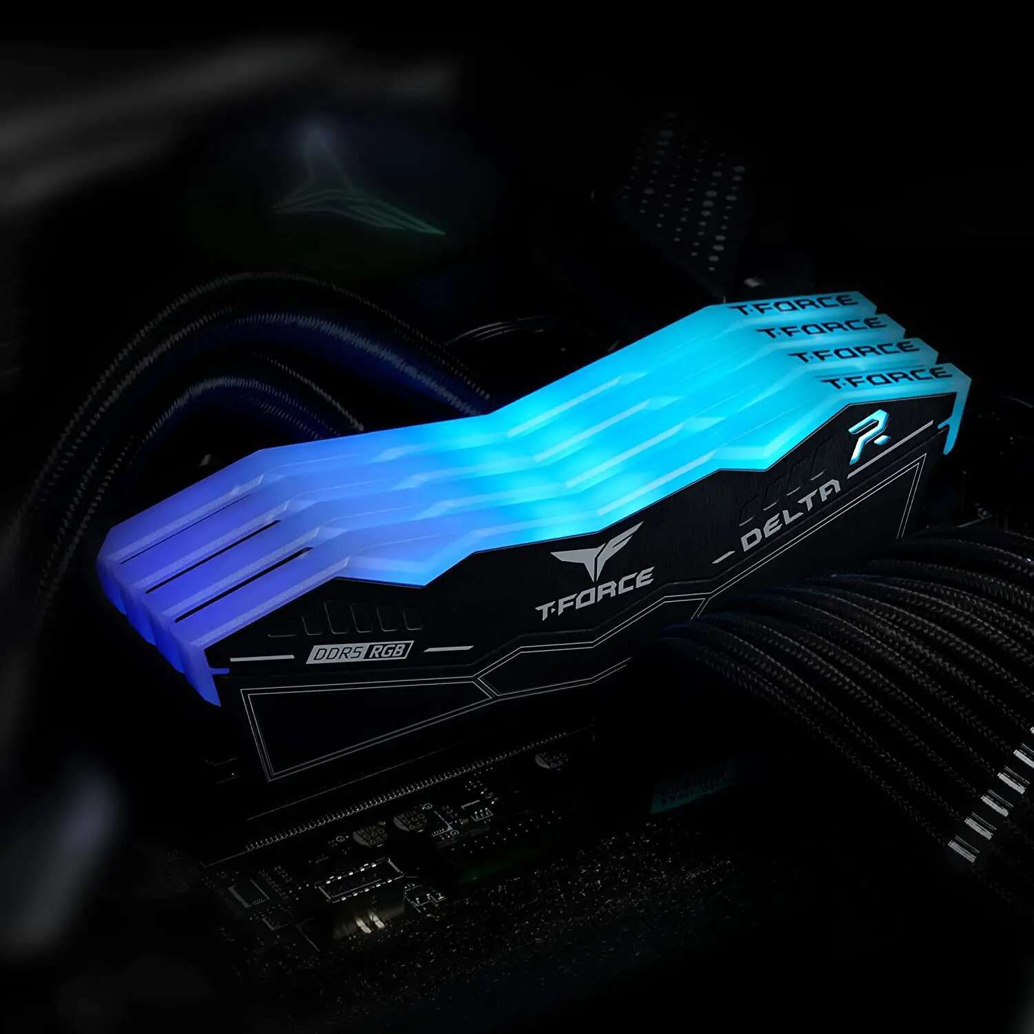 TEAMGROUP T-Force Delta RGB DDR5 Ram 32GB (2x16GB) 6000MHz CL30 Intel XMP 3.0 AMD Expo Compatible Desktop Memory White/Black