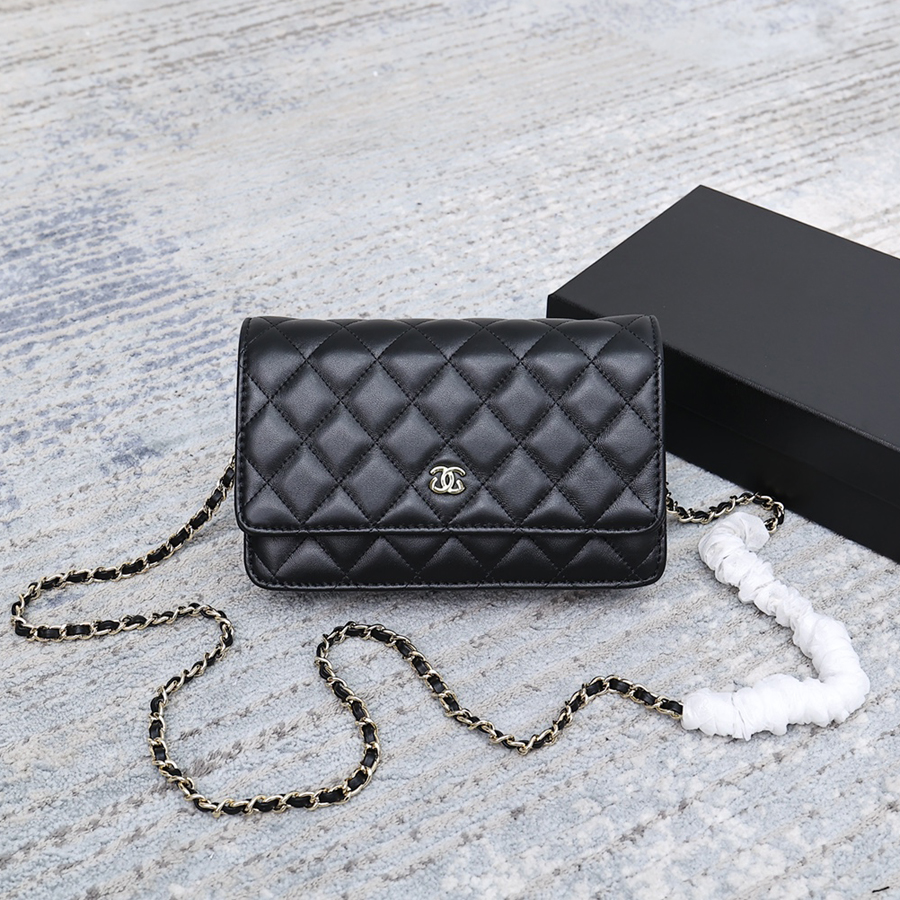 Designer bags Shoulder Bag Sheepskin Classics Caviar luxurious Plaid Buckle Flap Handbag Silver Gold Chain Leather Metal Multiple colors Brand Women's Fashion bag