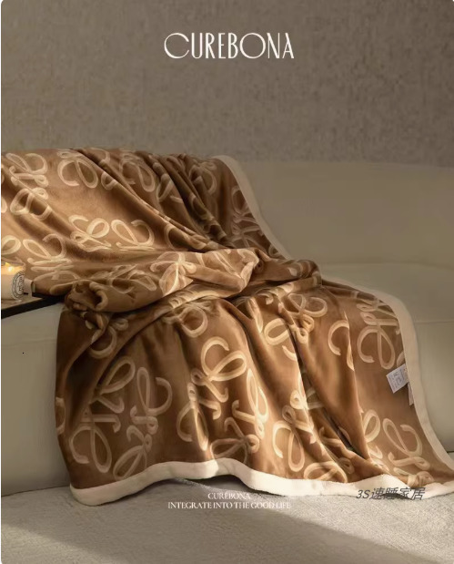 Double Layer Blanket Thickened Lamb Wool Winter Nap Coral Fleece Warm Flannel Gift 250710