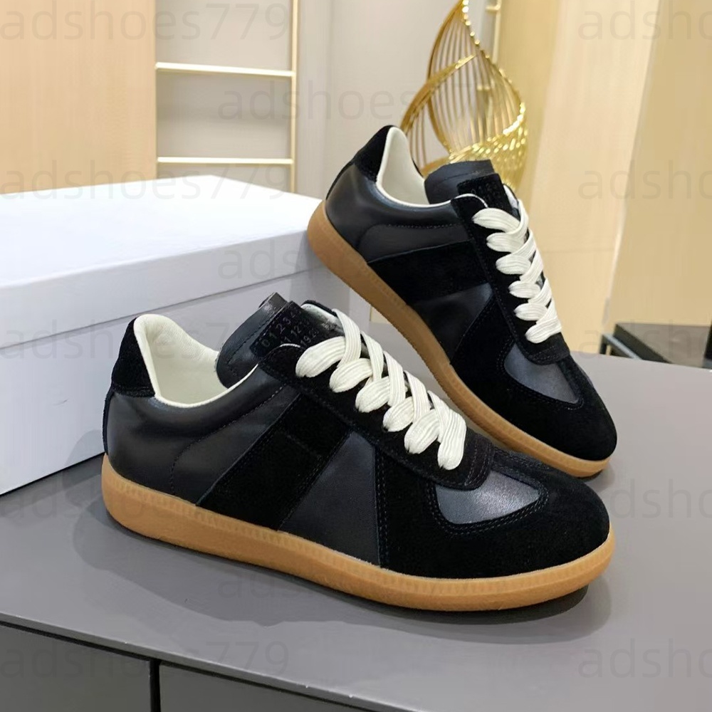 Unisex Flat Loafers Casual Shoes Women Round Toe Lace Up Running Luxury Designer Shoes Cow Suede Sneakers Factory footwear