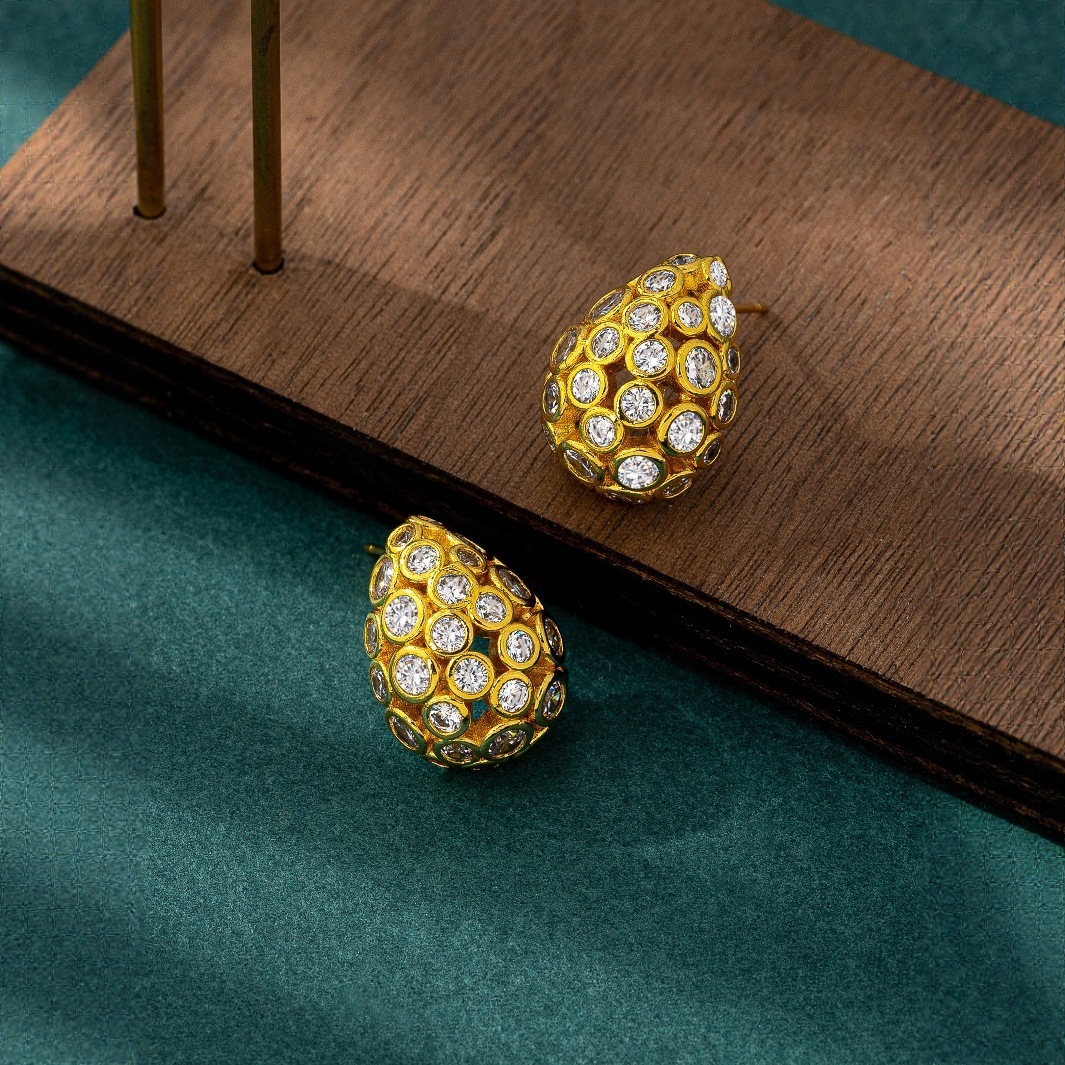 1 Pair of Exaggerated Zircon Water Drop Earrings Personality Inlaid Versatile Womens Earrings 250710