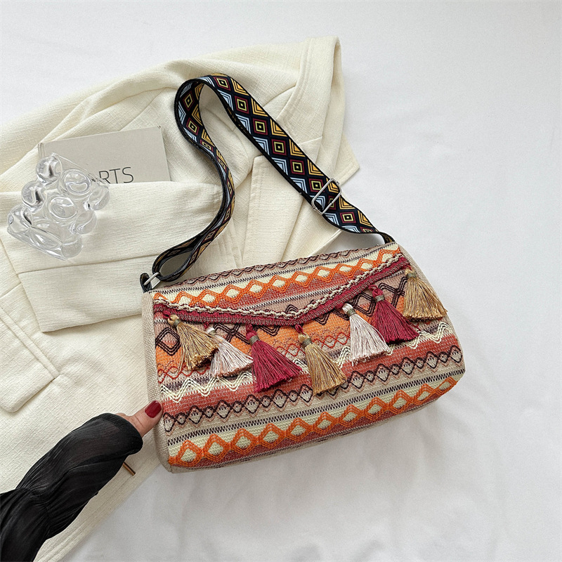Free shipping new designer Shoulder Bags woman Fashion womens handbag Underarm bag File package crossbody shopping bag