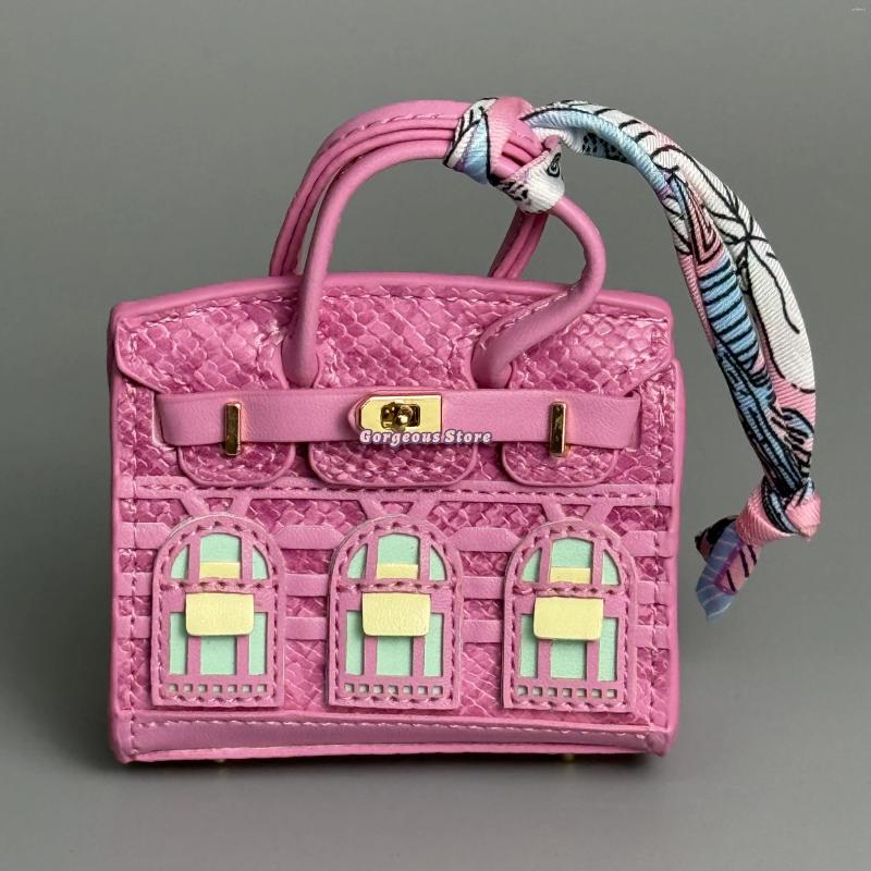 Keychains Mini Bag Little House Backpack Hanging Pendant Cute Creative Small Window Car Key Chain Earphone Charm Decoration