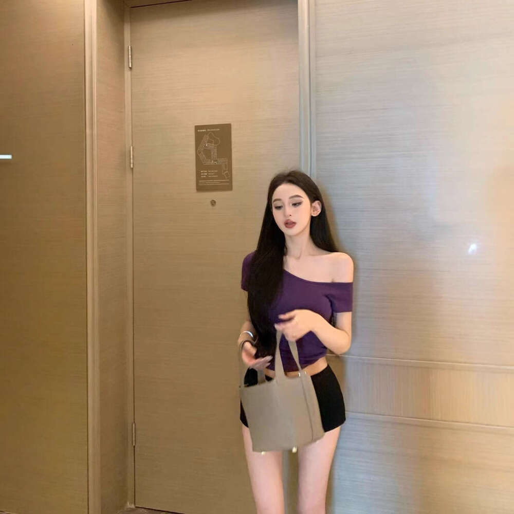 Sexy Hot Girl Asymmetrical Neck Off-Shoulder Sleeve T-Shirt Women Summer New Slim Fit Short Versatile Top Trendy B5