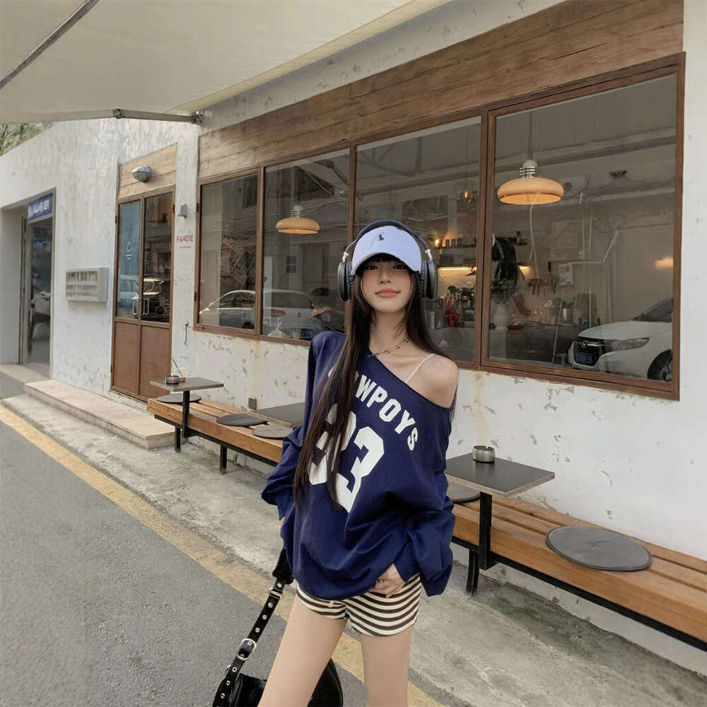 American Style Letter Print Sweatshirt For Women, Autumn Design, Casual Loose Long Sleeve Off-Shoulder Top B5